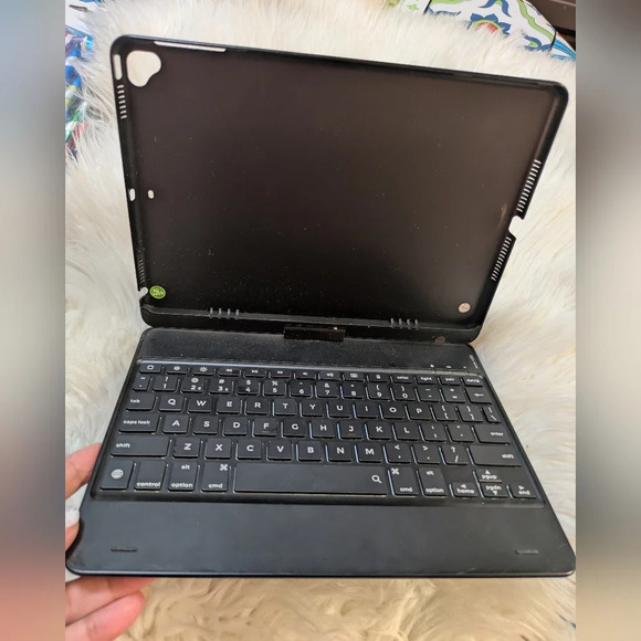 360X All In One 360 Degree Keyboard Case For iPad 9.7" Multi Color Backlight - Picture 1 of 5